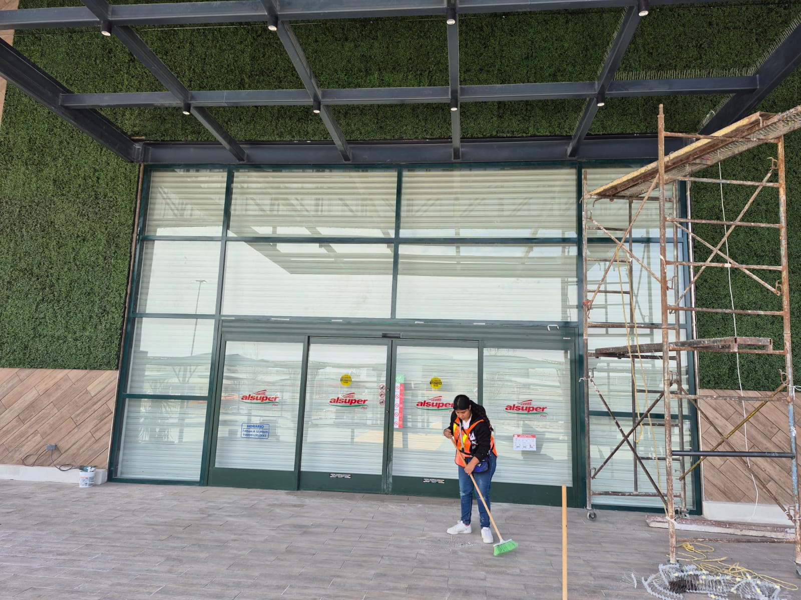 Servicio de limpieza por contrato para edificios corporativos